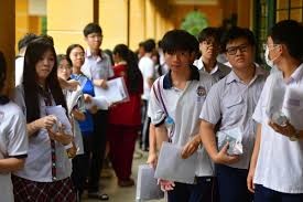 nlntv-hinh-anh-thi-sinh-di-thi-1777086136.jpeg