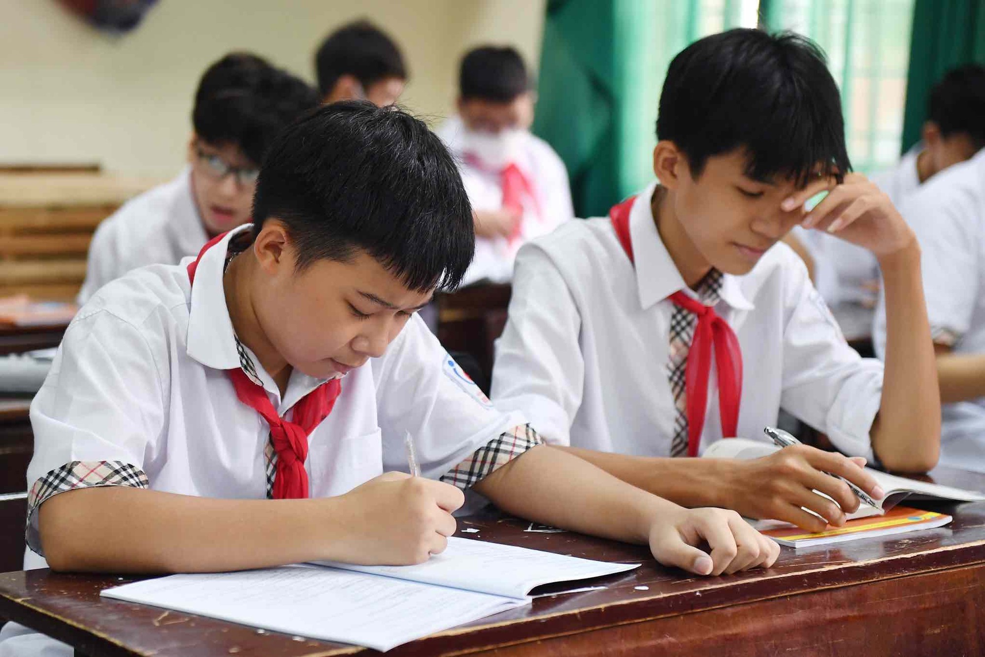 nlntv-tuyen-sinh-lop-10-ha-noi-nam-nay-1510-16813539835901873506468-1778141902.jpg