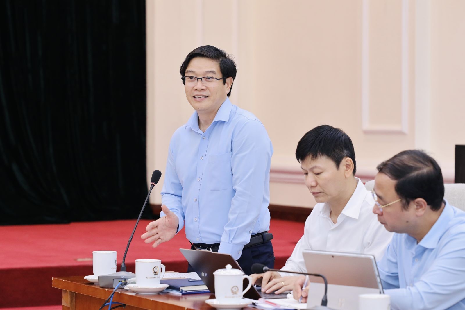 nlntv-hop-bao1-1785988889.JPG