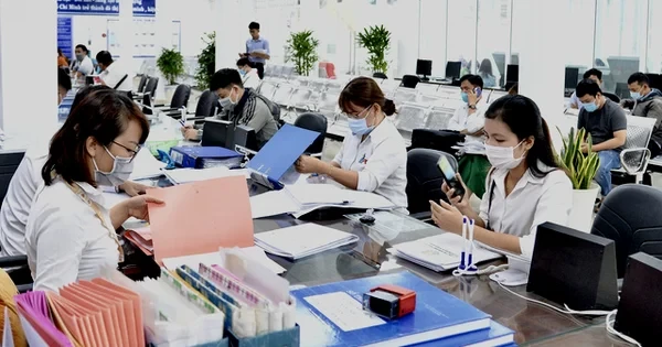 sap-xep-can-bo-cong-chuc-vien-chuc-khi-tinh-gon-bo-may-nha-nuoc-1777836005.webp