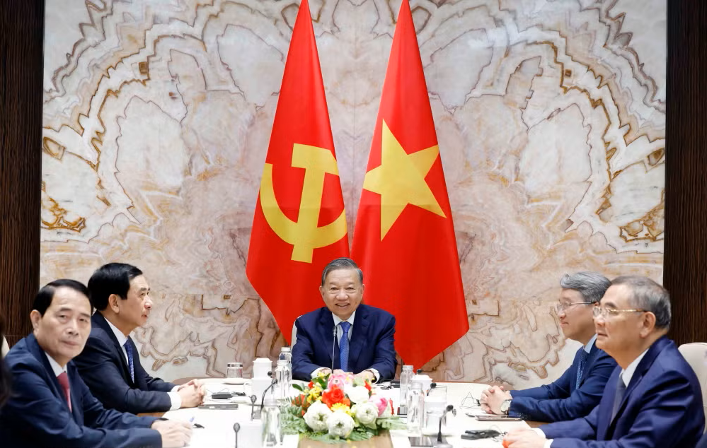 tong-bi-thu-chu-tich-nuoc-to-lam-dien-dam-truc-tuyen-voi-tong-thong-lien-bang-thuy-si-8754345-2-1778528353.png