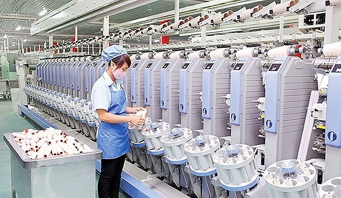 nganh-cong-nghe-vat-lieu-det-may-la-gi-1-1786574924.jpg