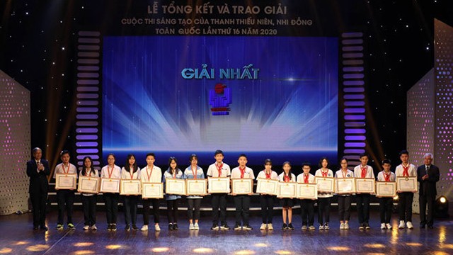 nghien-cuu-cua-nhom-hoc-sinh-ha-noi-duoc-danh-gia-chua-he-co-o-viet-nam-2-1639017241.jpg