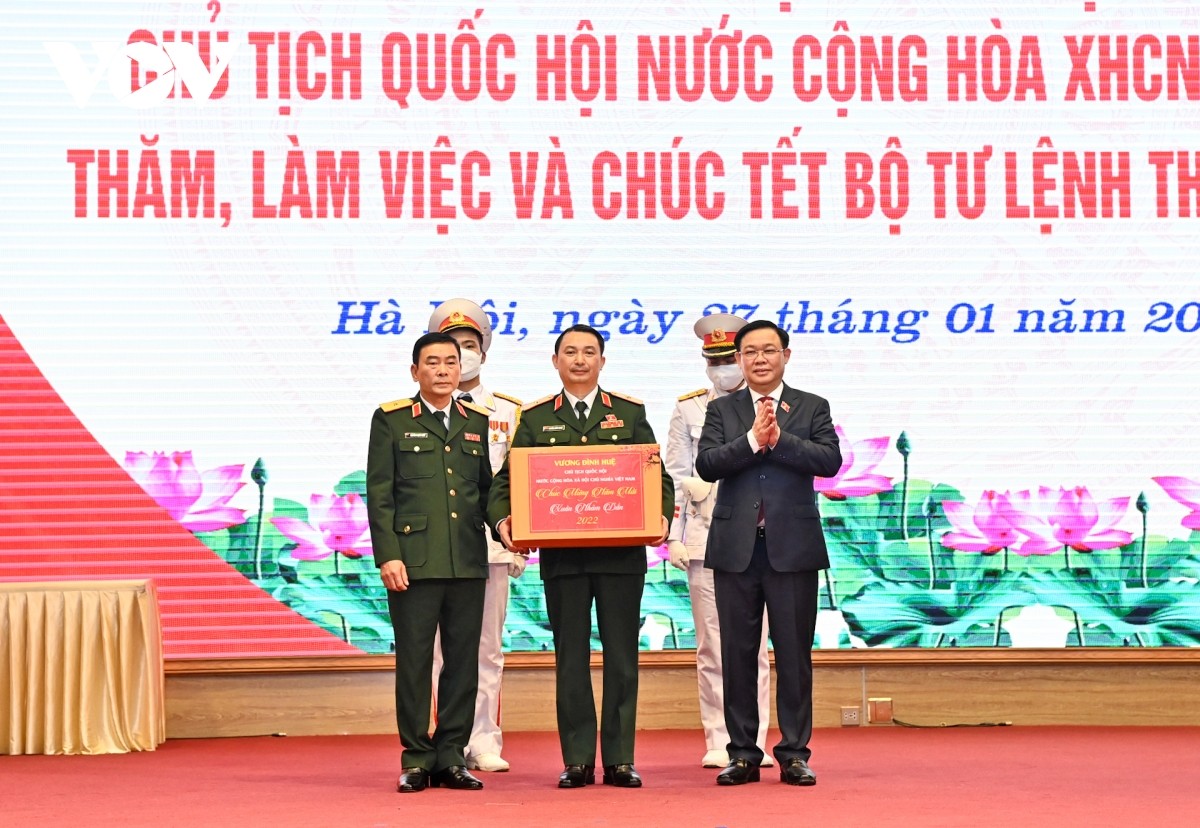 ctqh-chuc-tet-bo-tu-lenh-thu-do-nlntv-1643267433.jpg