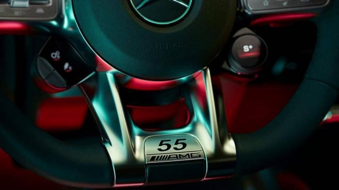 mercedes-amg-a35-va-cla-35-phien-ban-ky-niem-55-nam-ra-mat5-1650682620.jpg