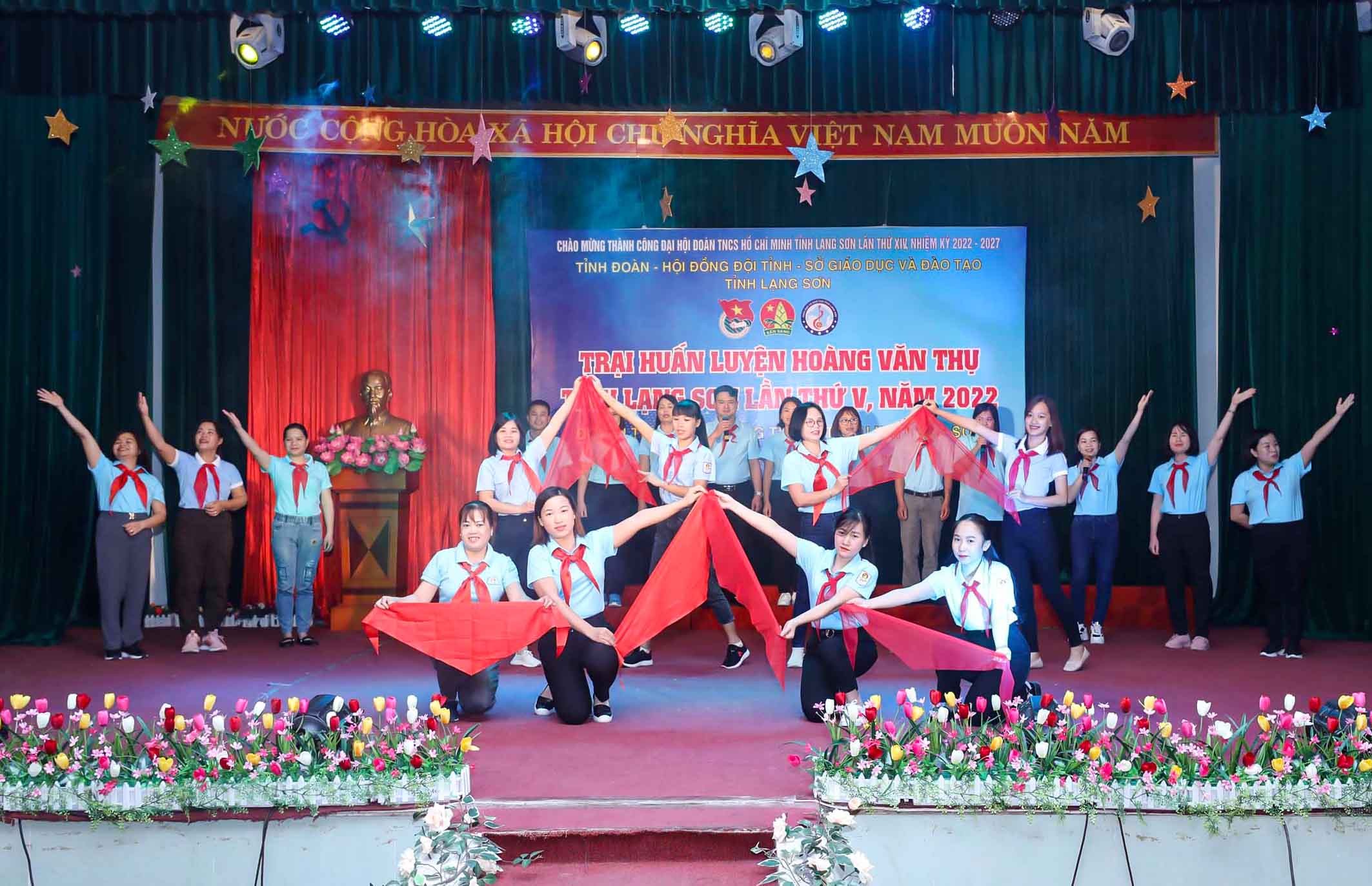 lang-son-1-1666629452.jpg
