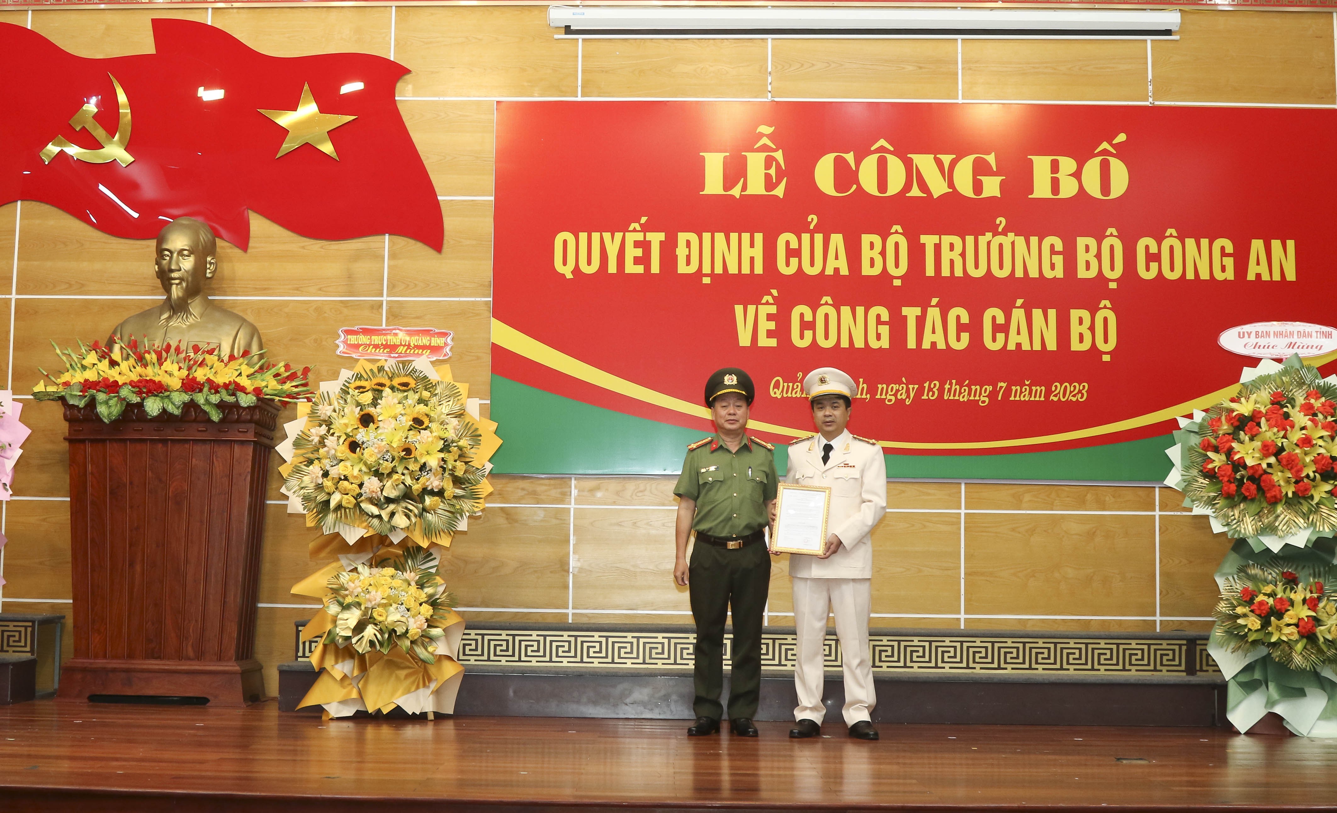 dai-ta-hoang-khac-luong-giu-chuc-pho-giam-doc-cong-an-tinh-quang-binh-1689240472.jpg