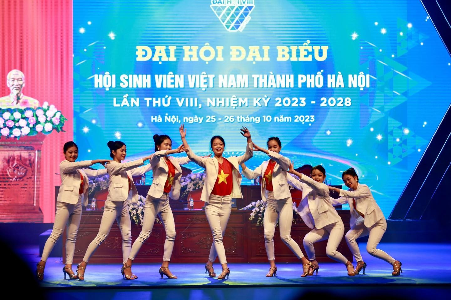 dai-hoi-dai-bieu-hoi-sinh-vien-viet-nam-tp-ha-noi-lan-thu-viii-04-1698235371.jpg