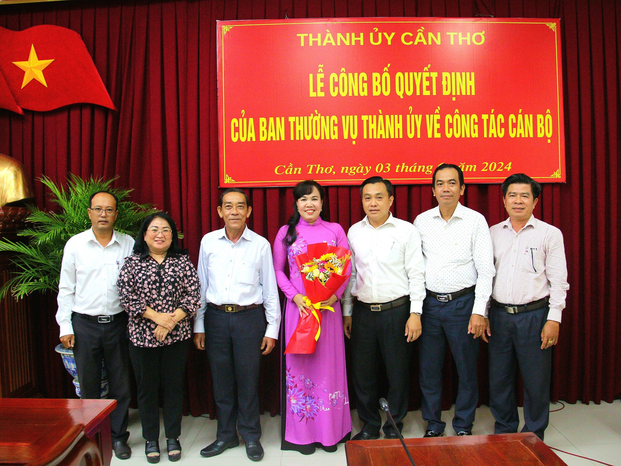 dong-chi-vo-kim-thoa-giu-chuc-truong-ban-dan-van-thanh-uy-can-tho-03-1717465666.jpeg