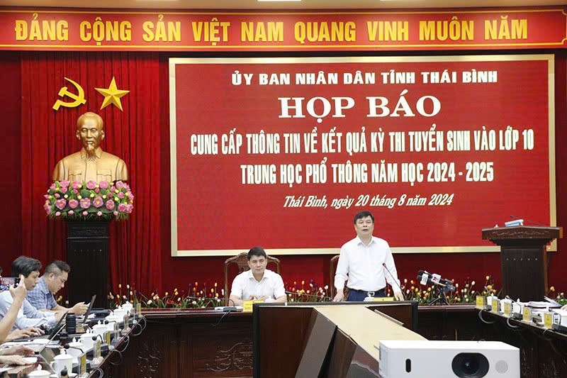 thai-binh-gan-2800-bai-thi-bi-sai-diem-lanh-dao-tinh-noi-gi-2-1724140163.jpg