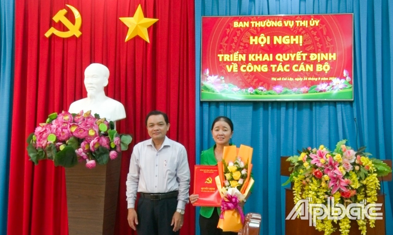 bo-nhiem-nhan-su-tai-tuyen-quang-tien-giang01-1727247402.jpeg