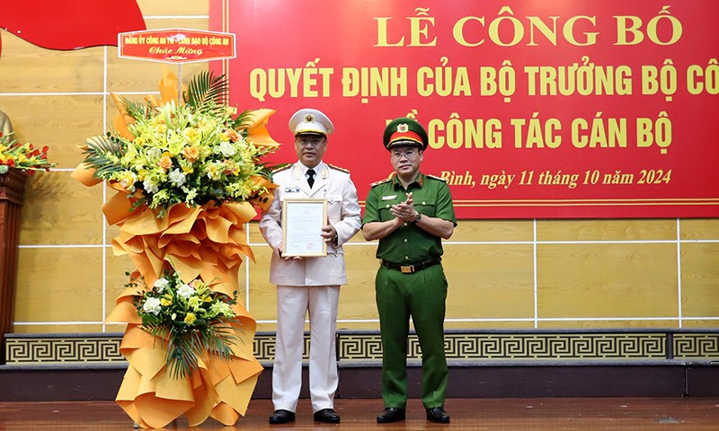 dai-ta-nguyen-thanh-liem-lam-giam-doc-cong-an-tinh-quang-binh-1728635572.jpeg