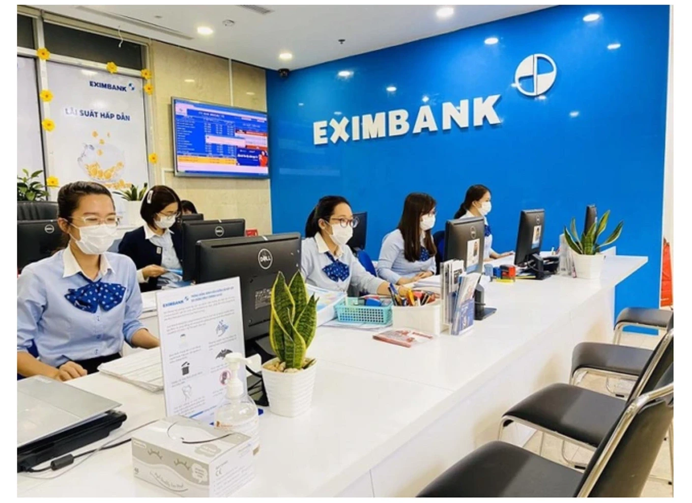 eximbank-la-ngan-hang-gi-1-1701336664722-1730738579.webp