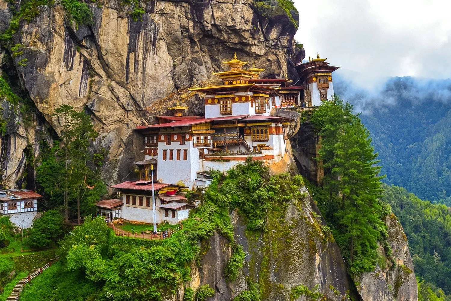 bhutan-1-1731056209.webp