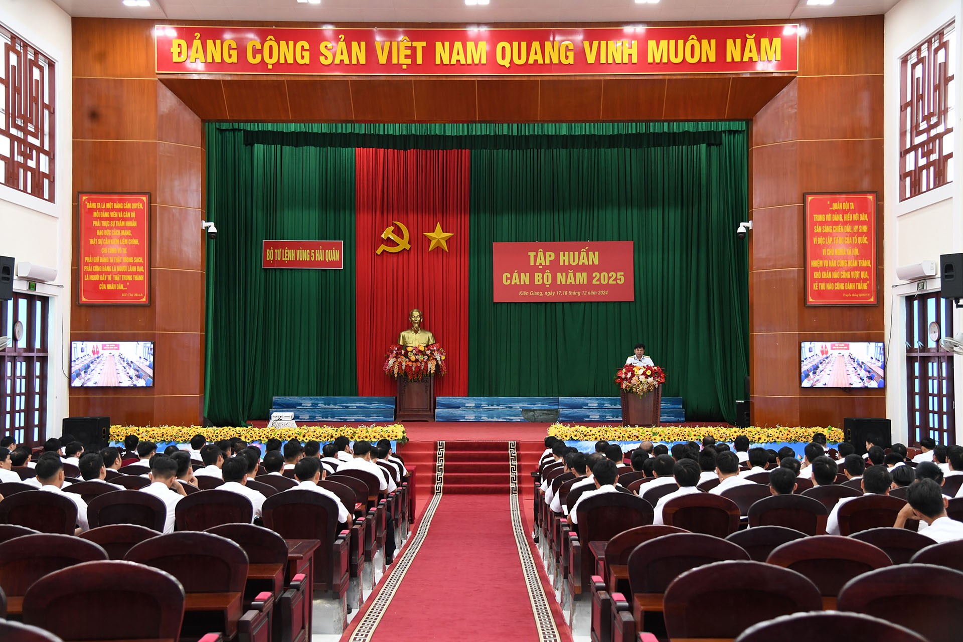 1-quang-canh-lop-tap-huan-1734527887.JPG