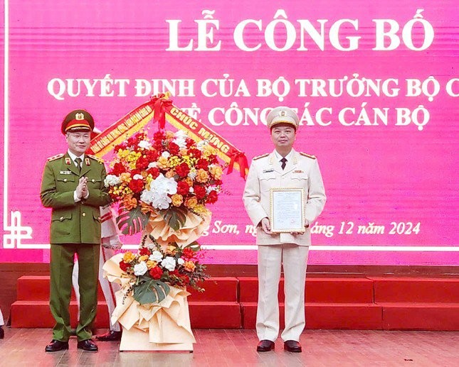 lang-son-co-tan-giam-doc-cong-an-tinh01-1735365719.jpg