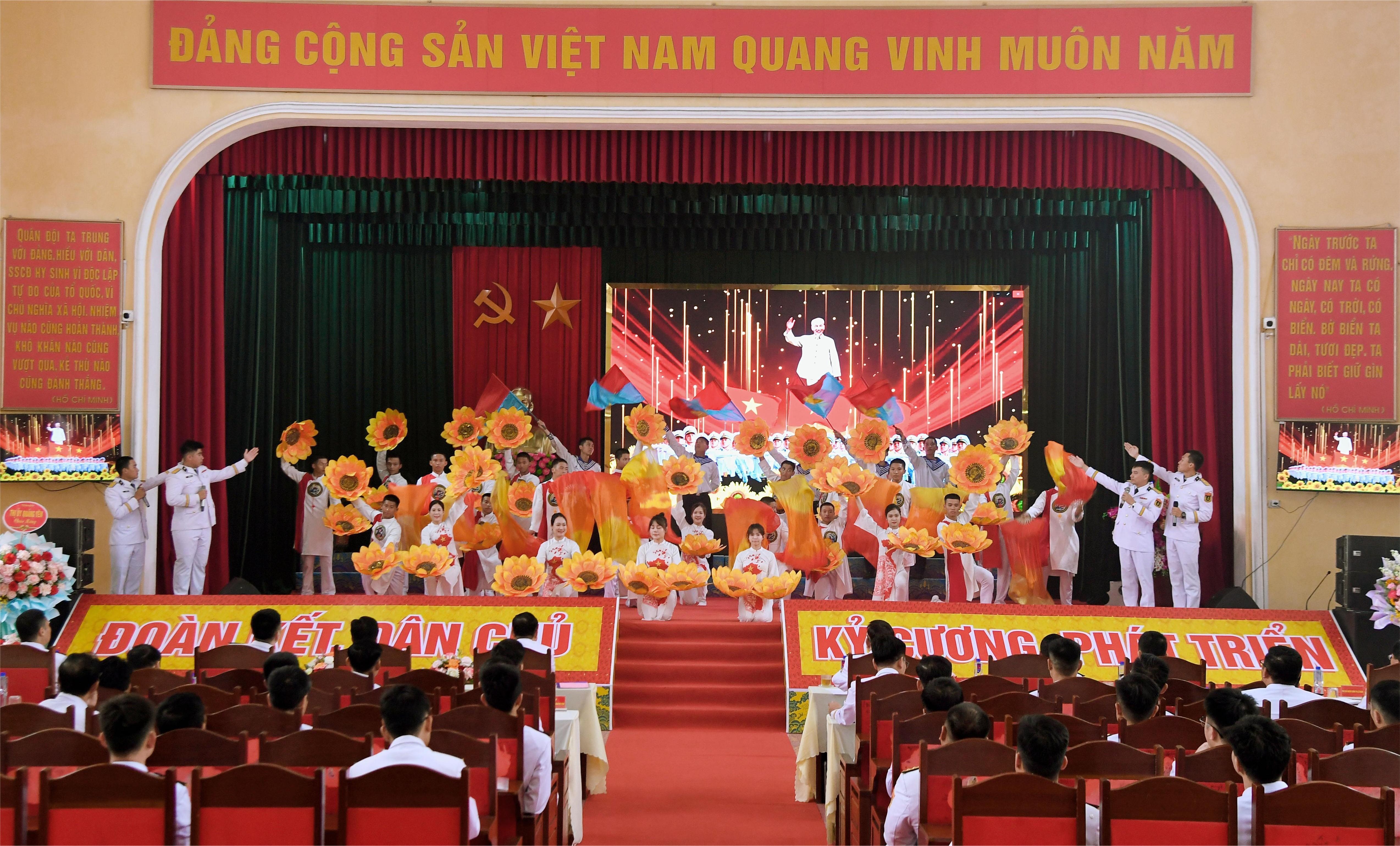 van-nghe-1745421079.jpg
