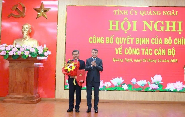 ong-ho-van-nien-lam-bi-thu-tinh-uy-quang-ngai-1759387279.jpg