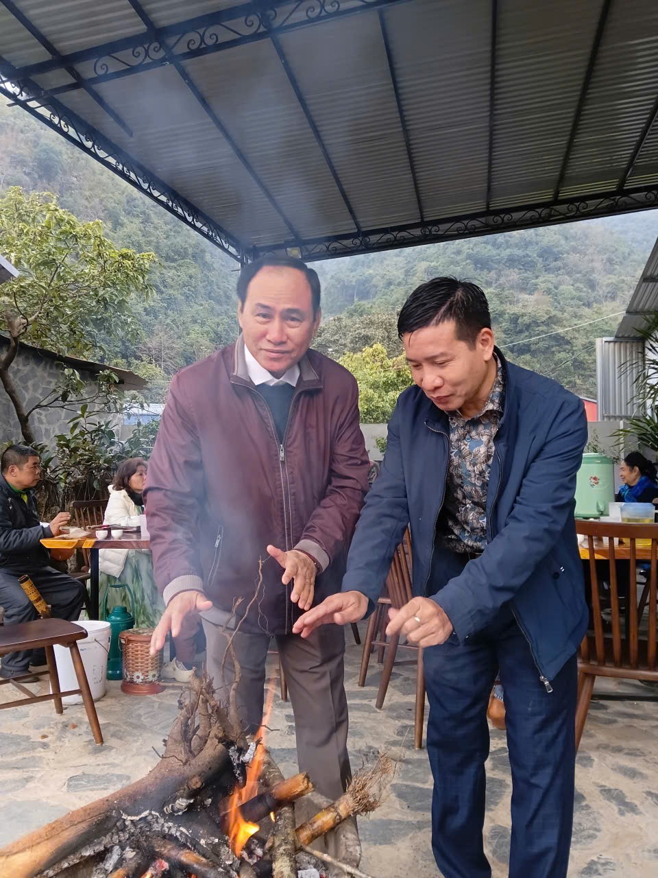 1ts-phu-van-han-1766922163.jpg
