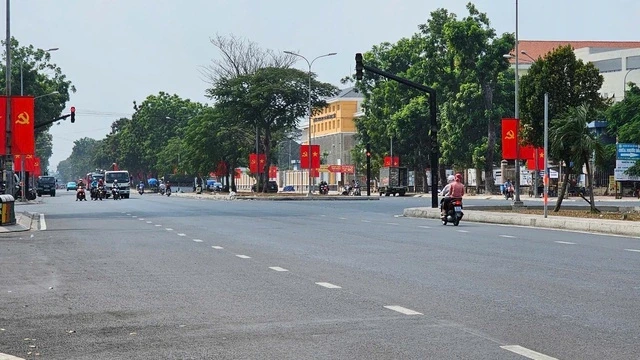 Đèn giao thông hoạt động không ổn định tại giao lộ đường số 3 - đường số 14. Ảnh: Thanh niên