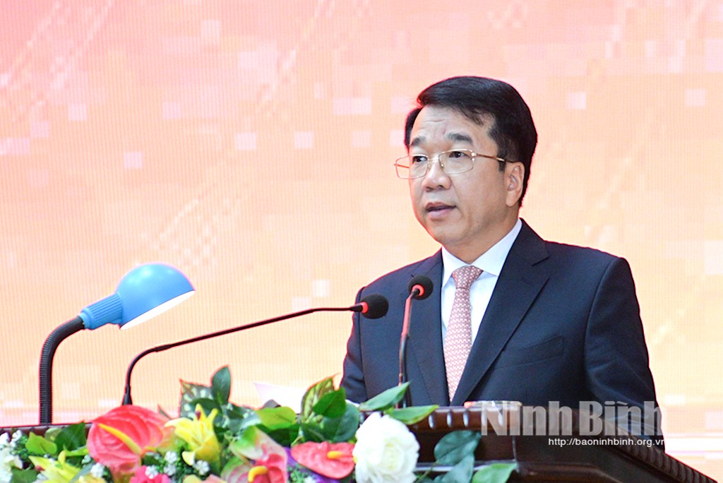 chan-dung-tan-chu-tich-ubnd-tinh-ninh-binh-01-1772613484.jpg