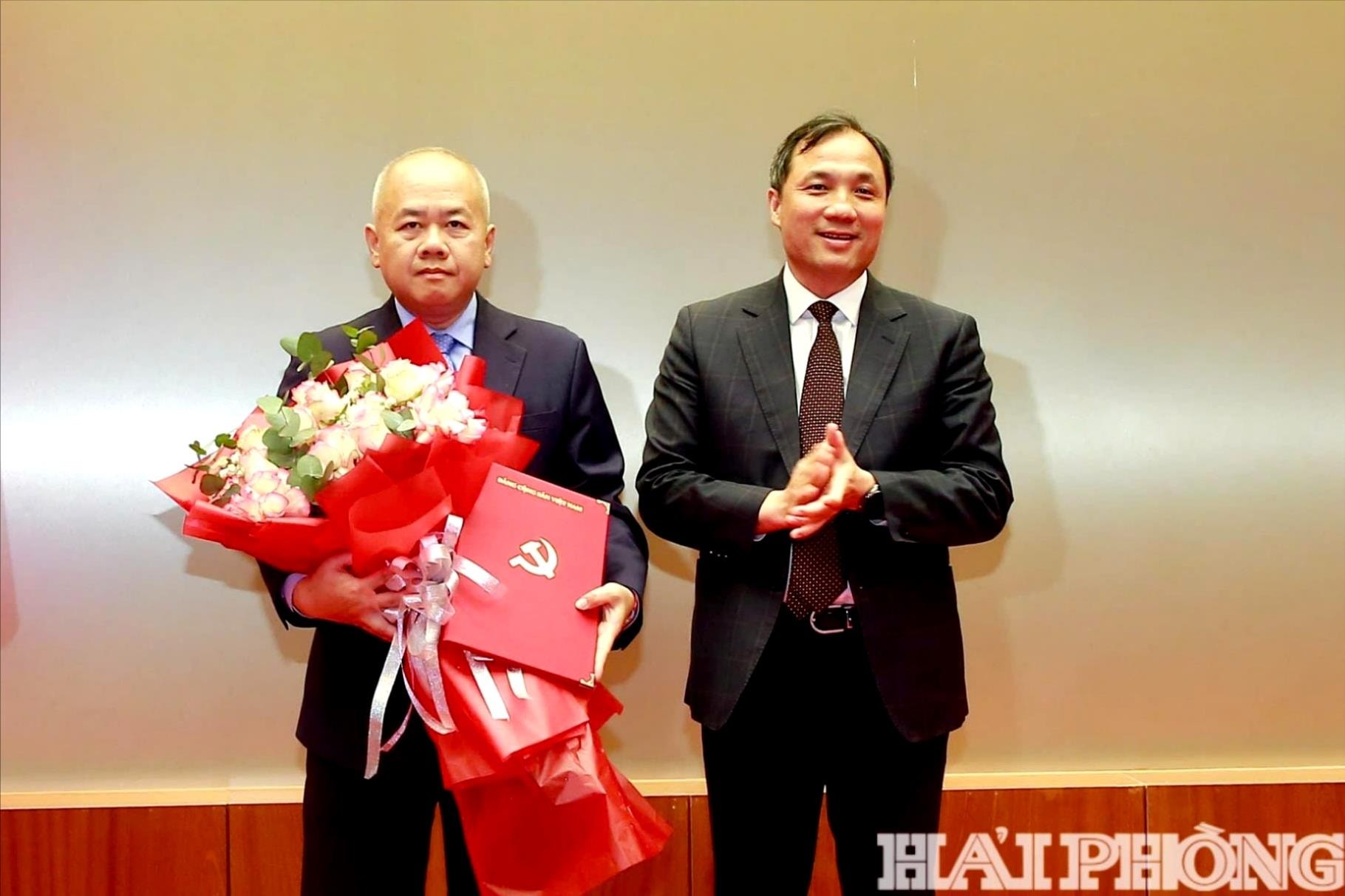 chan-dung-tan-pho-bi-thu-thanh-uy-hai-phong-1773659632.jpg
