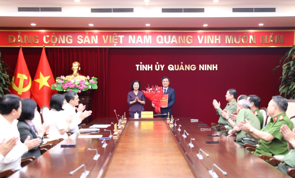 bo-nhiem-nhan-su-lanh-dao-moi-tai-quang-ninh-va-tay-ninh-1774250180.jpg