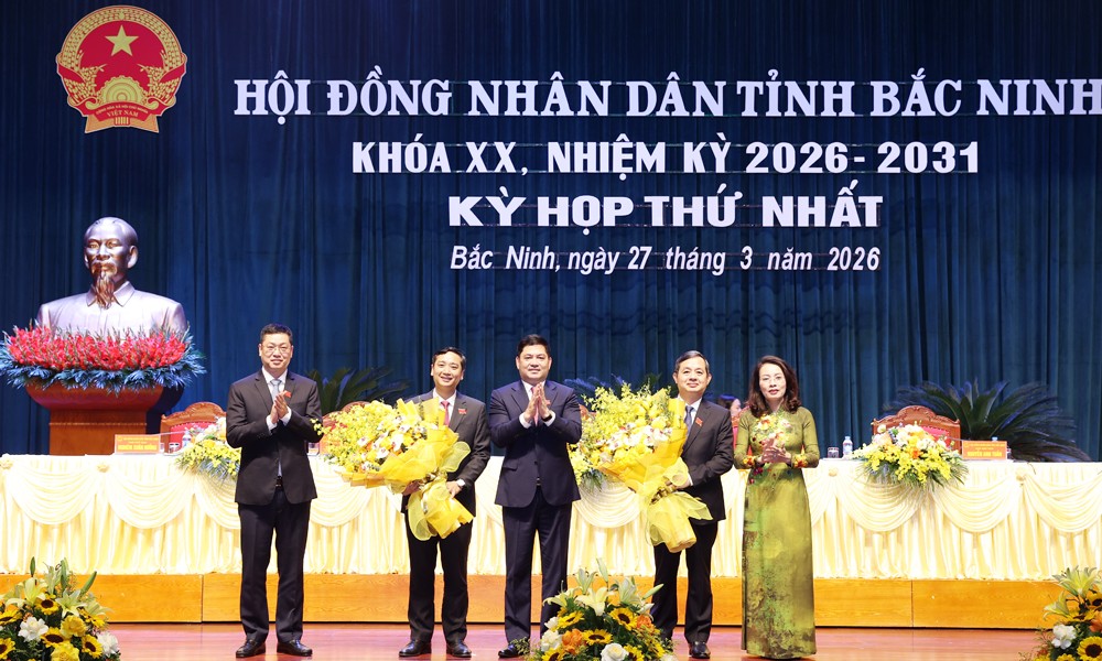 ong-pham-hoang-son-tiep-tuc-duoc-bau-lam-chu-tich-tinh-bac-ninh-1774707751.jpg