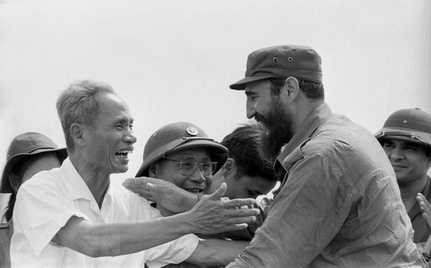 thu-tuong-pvd-va-ngai-fidel-castro-1774996874.jpg