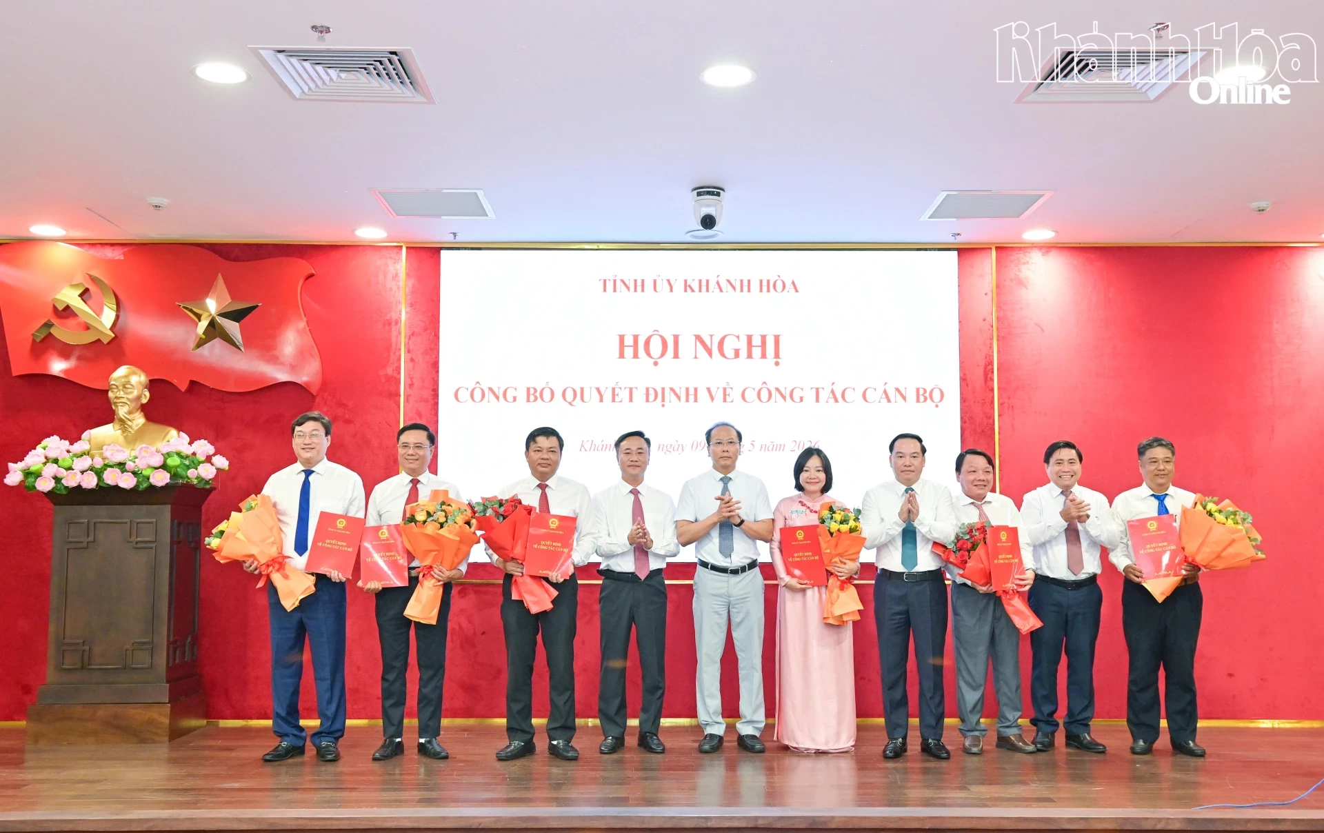 khanh-hoa-dieu-dong-bo-nhiem-14-lanh-dao-so-nganh-02-1778296035.webp