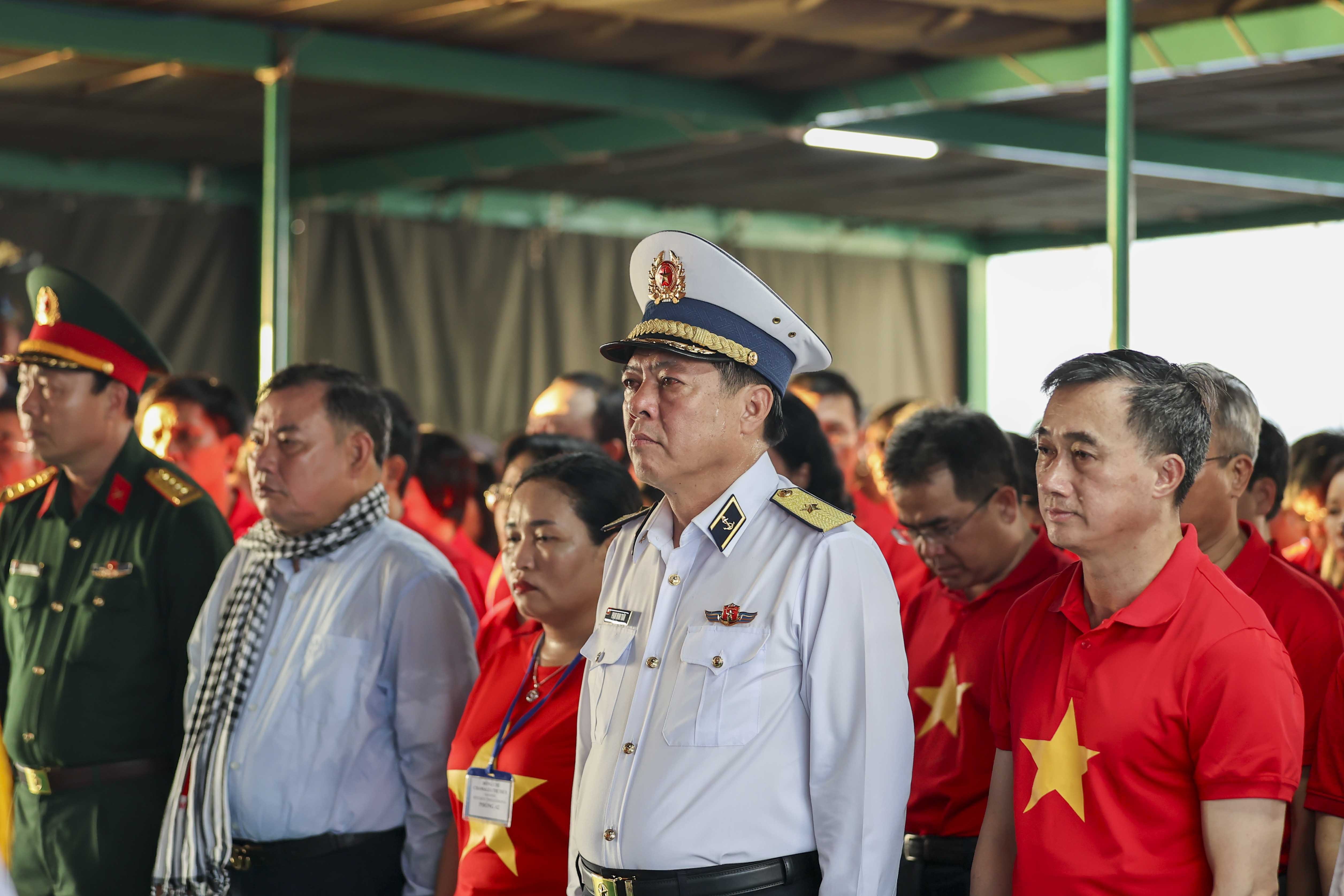 hvcu0015-1778398747.JPG