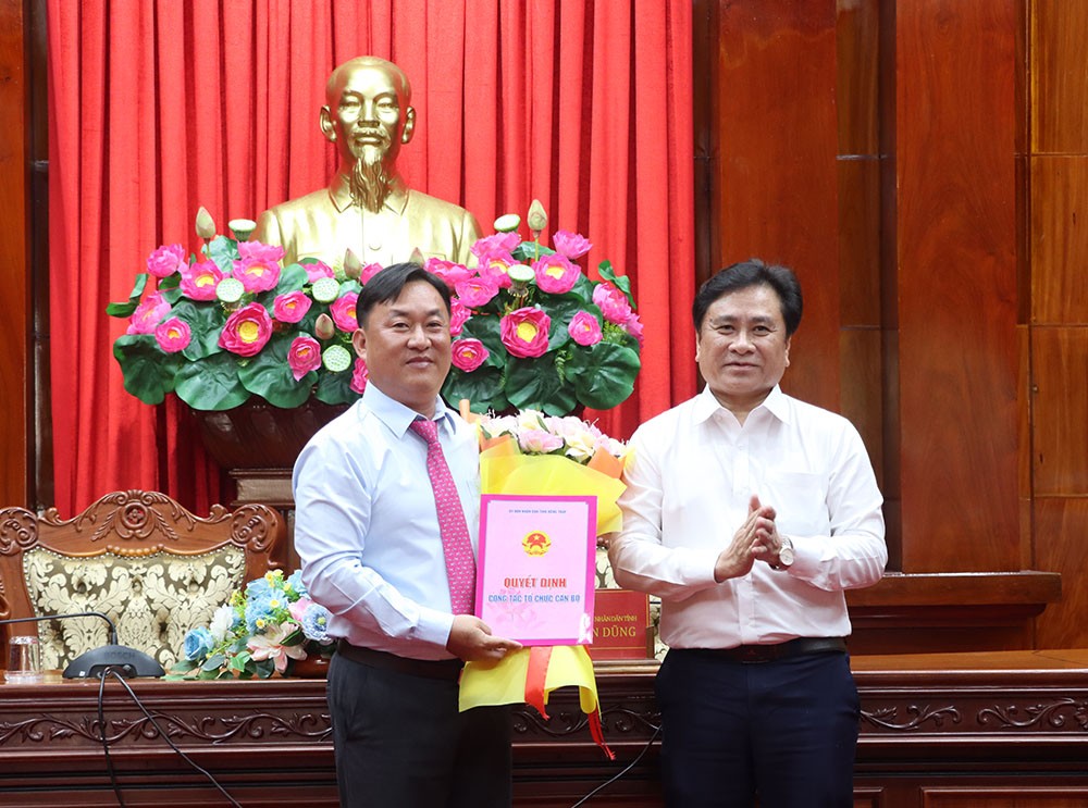 nghe-an-dong-thap-dieu-dong-bo-nhiem-nhan-su-lanh-dao-moi-1778639332.jpg