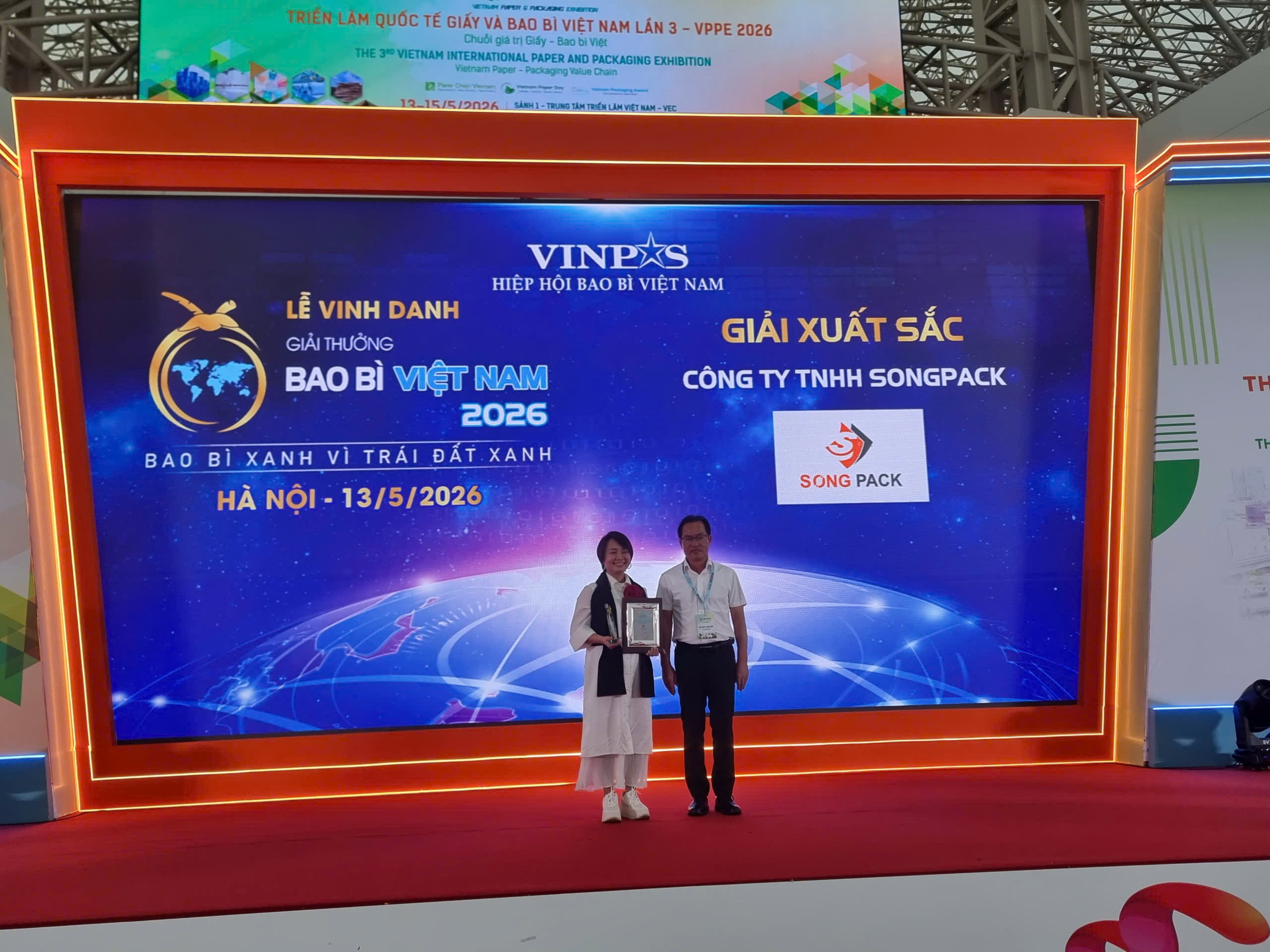 vinh-danh-1778724716.jpg