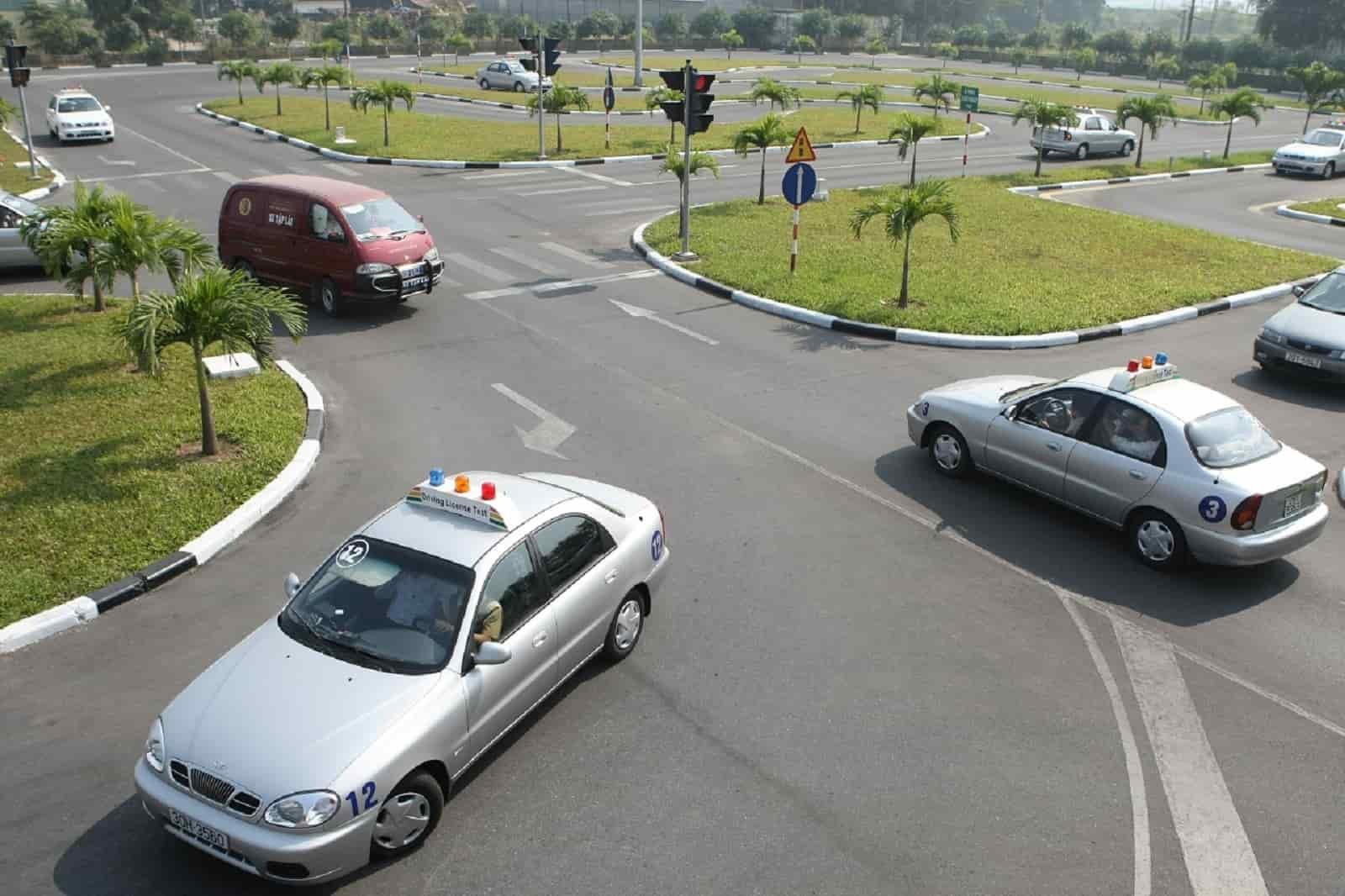 oto1-1779175424.jpg