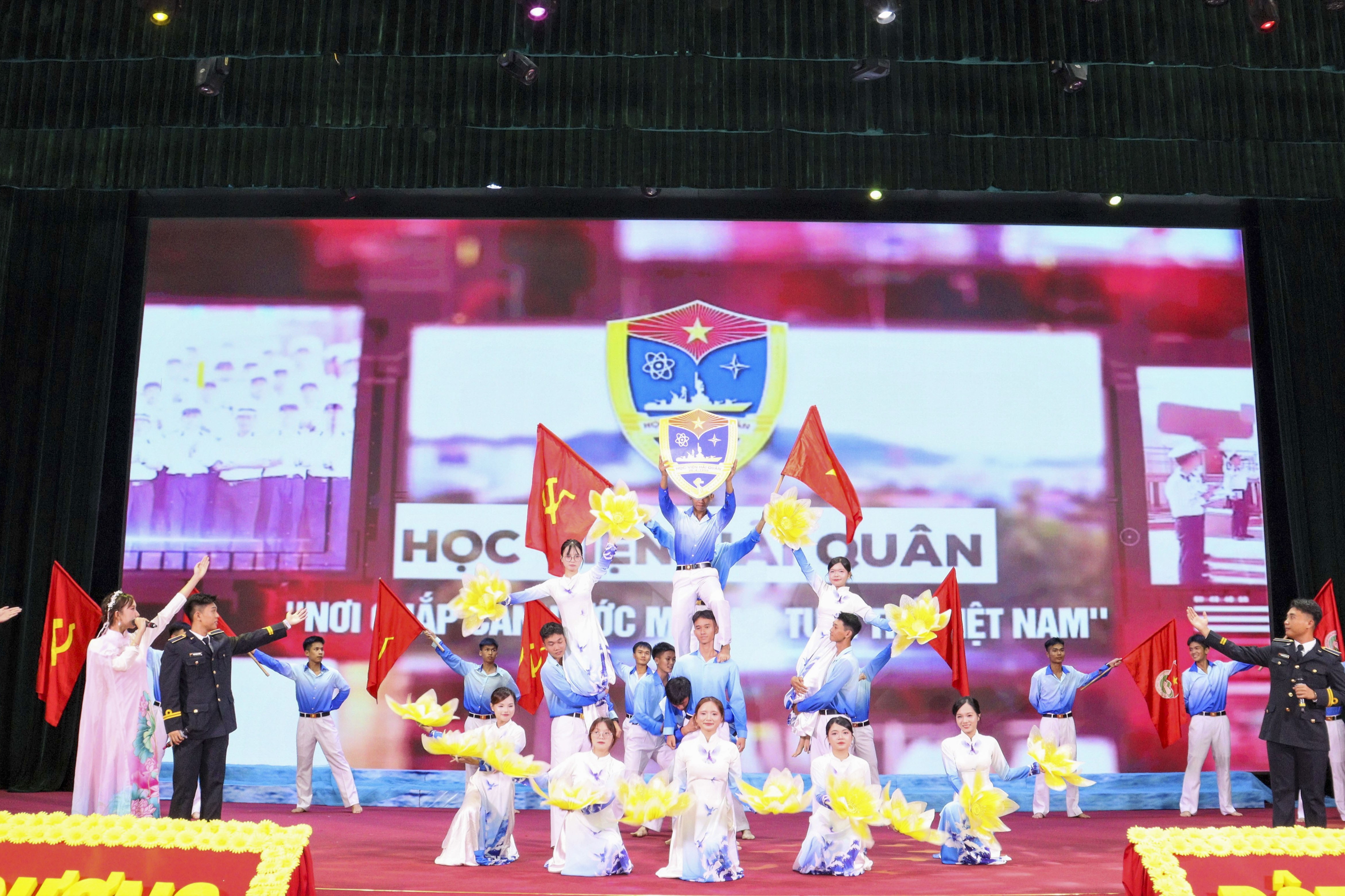 1-mot-so-tiet-muc-van-nghe-chao-mung-2-1779280027.JPG
