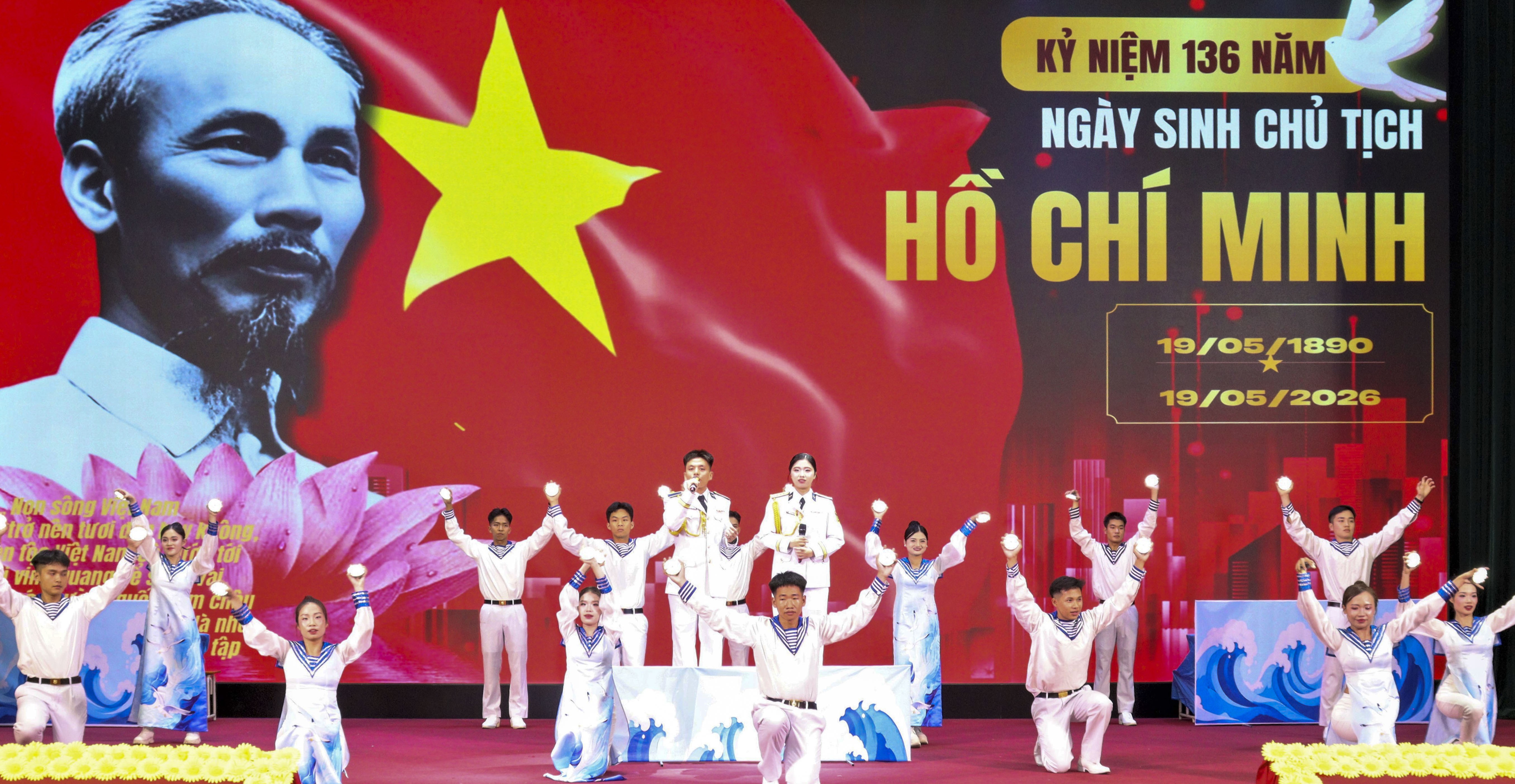 2-cac-tiet-muc-tham-gia-hoi-thi-cua-cac-doi-1779280027.JPG