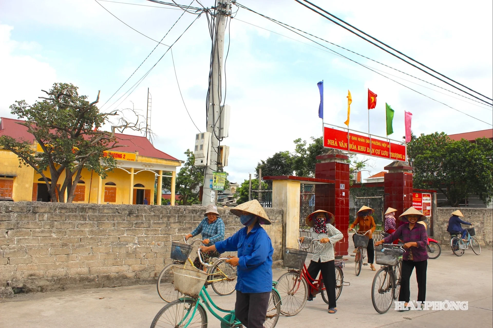 sap-nhap-thon-sap-xep-to-dan-pho-moi-nhat-tu-thanh-pho-hai-phong-moi-gom-dia-phan-tinh-hai-duong-cu-anh-3-1852-1779278043.webp