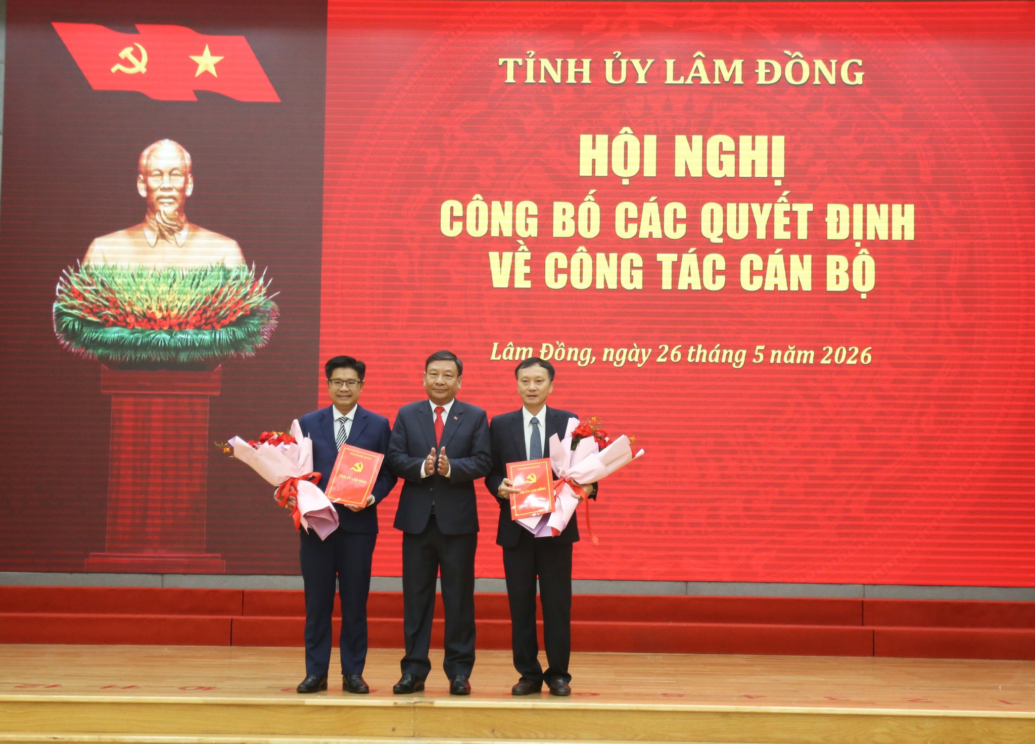 lam-dong-dieu-dong-bo-nhiem-10-nhan-su-lanh-dao-moi-02-1779768426.jpg