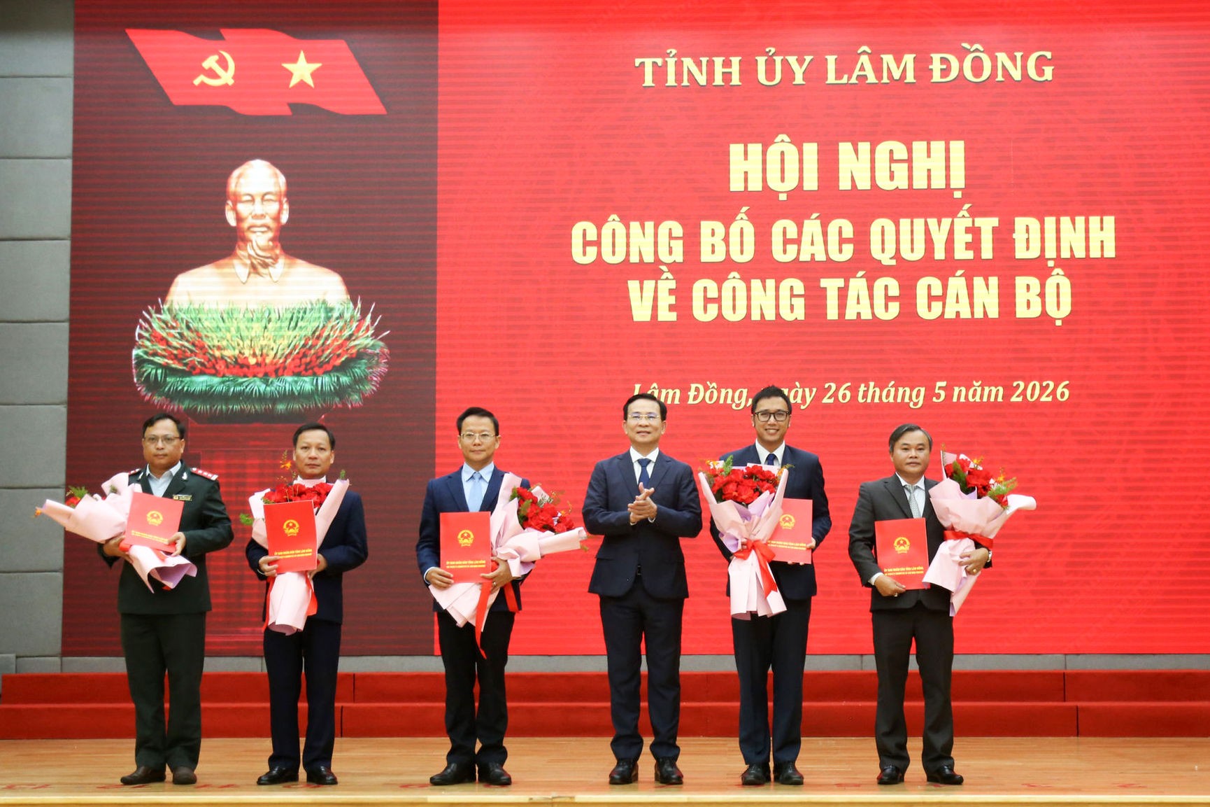 lam-dong-dieu-dong-bo-nhiem-10-nhan-su-lanh-dao-moi-03-1779768425.jpg