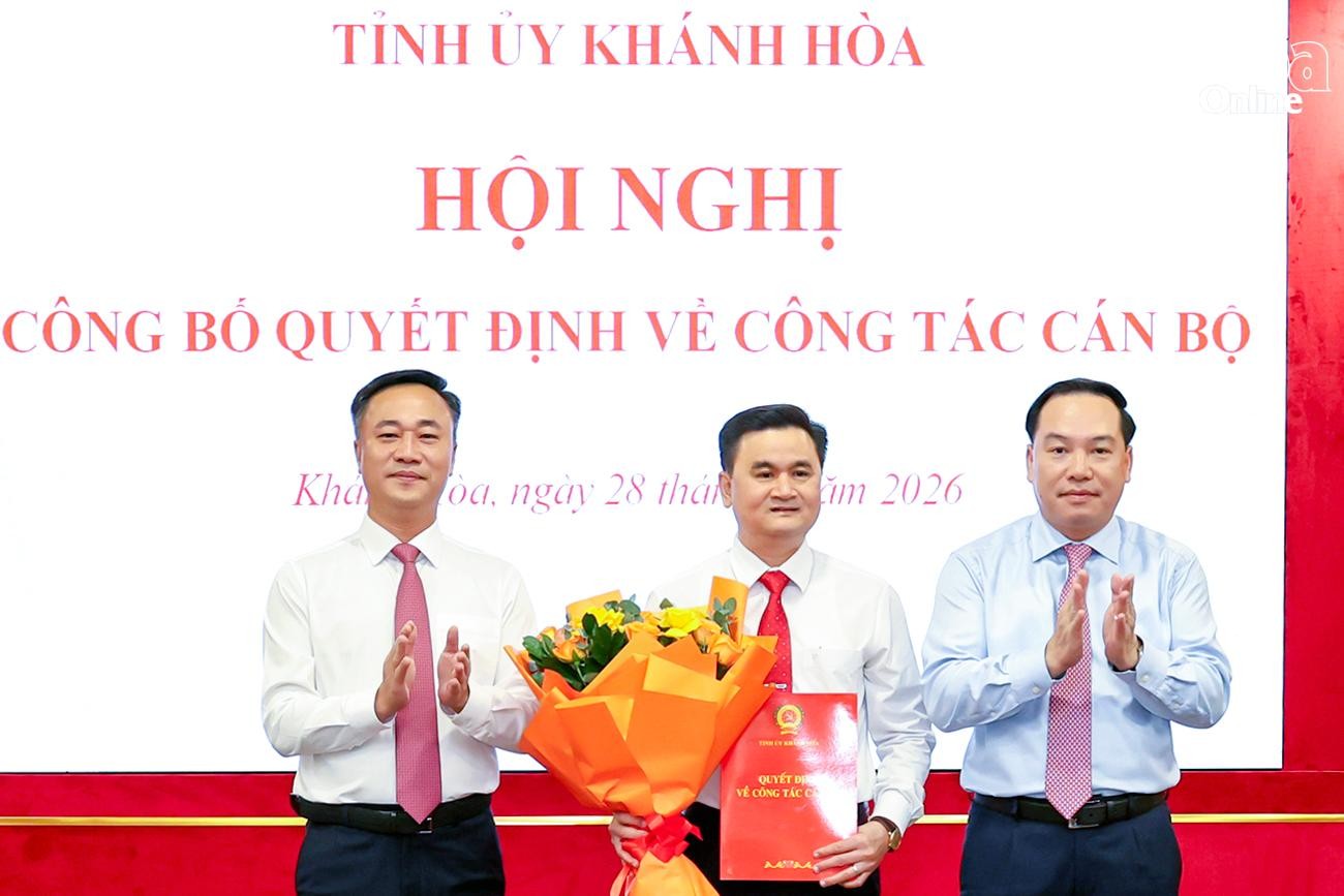 kien-toan-nhan-su-lanh-dao-cap-cao-tai-khanh-hoa-va-thai-nguyen-02-1779937748.jpg