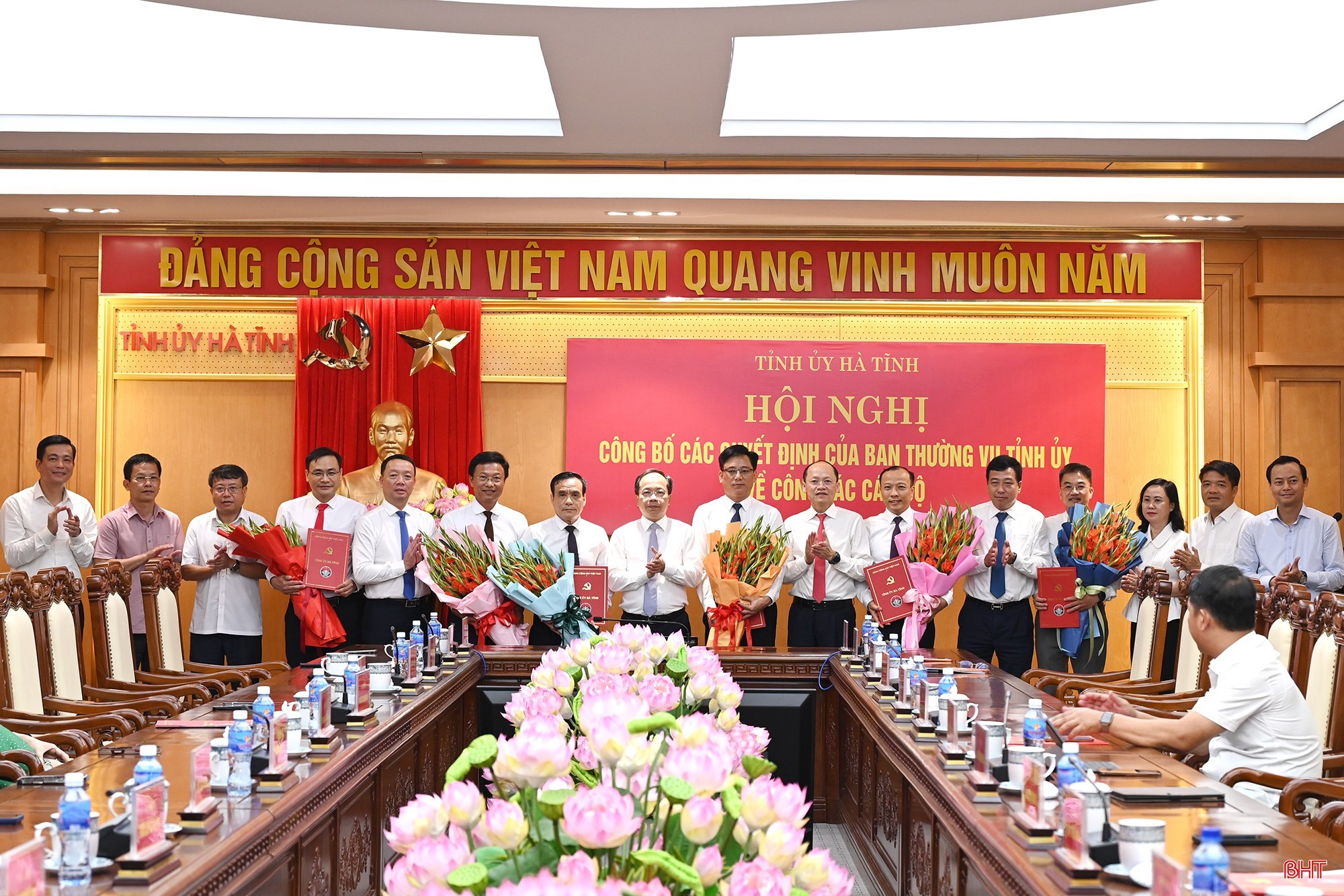 tphcm-ha-tinh-kien-toan-nhan-su-bo-nhiem-lanh-dao-cap-cao-01-1780296195.jpg