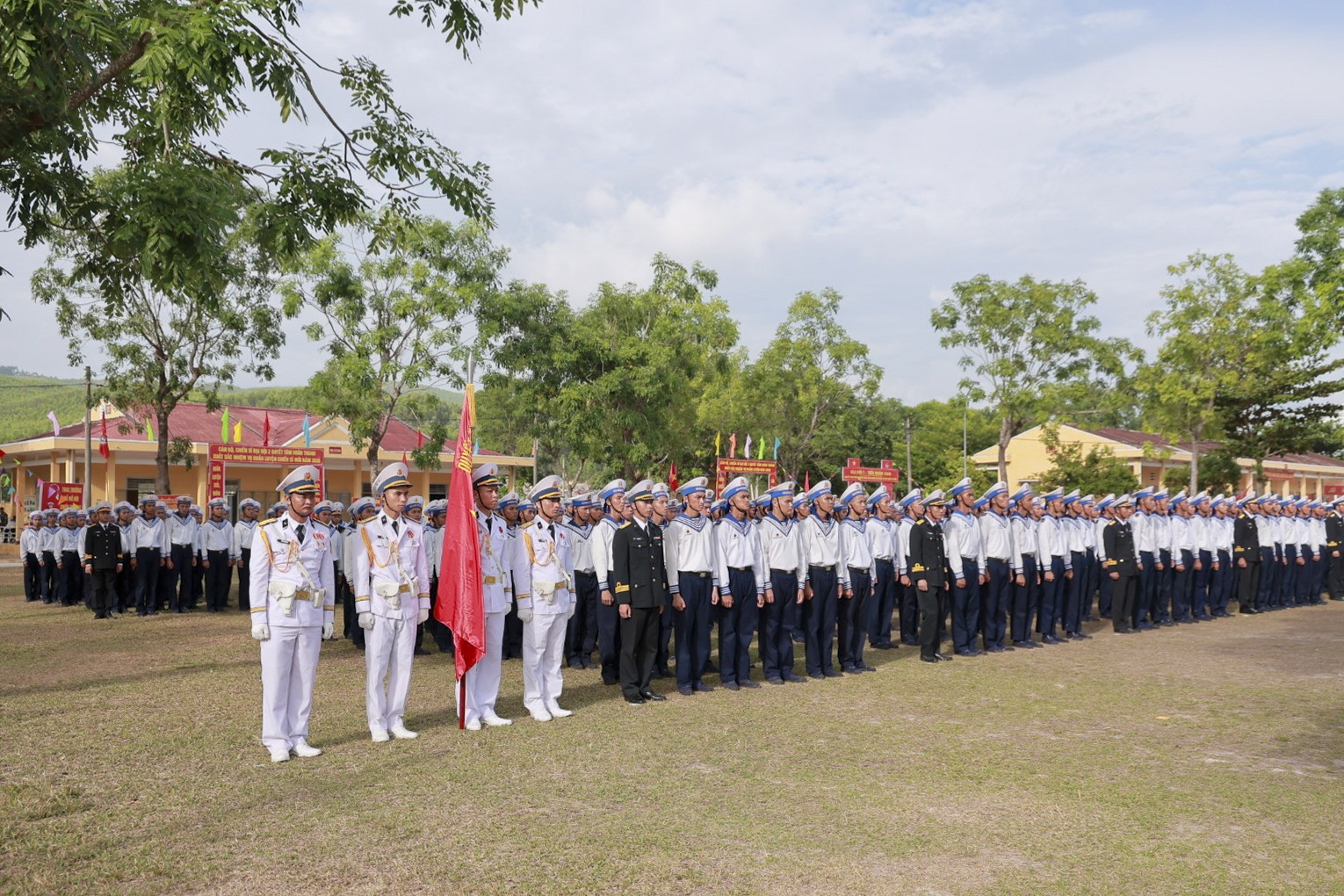 quang-canh-buoi-le-tuyen-the-chien-si-moi-1781061377.JPG