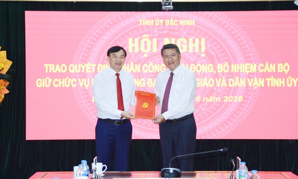 quang-ninh-son-la-kien-toan-nhan-su-cap-cao-bo-nhiem-lanh-dao-moi-04-1781835100.jpg