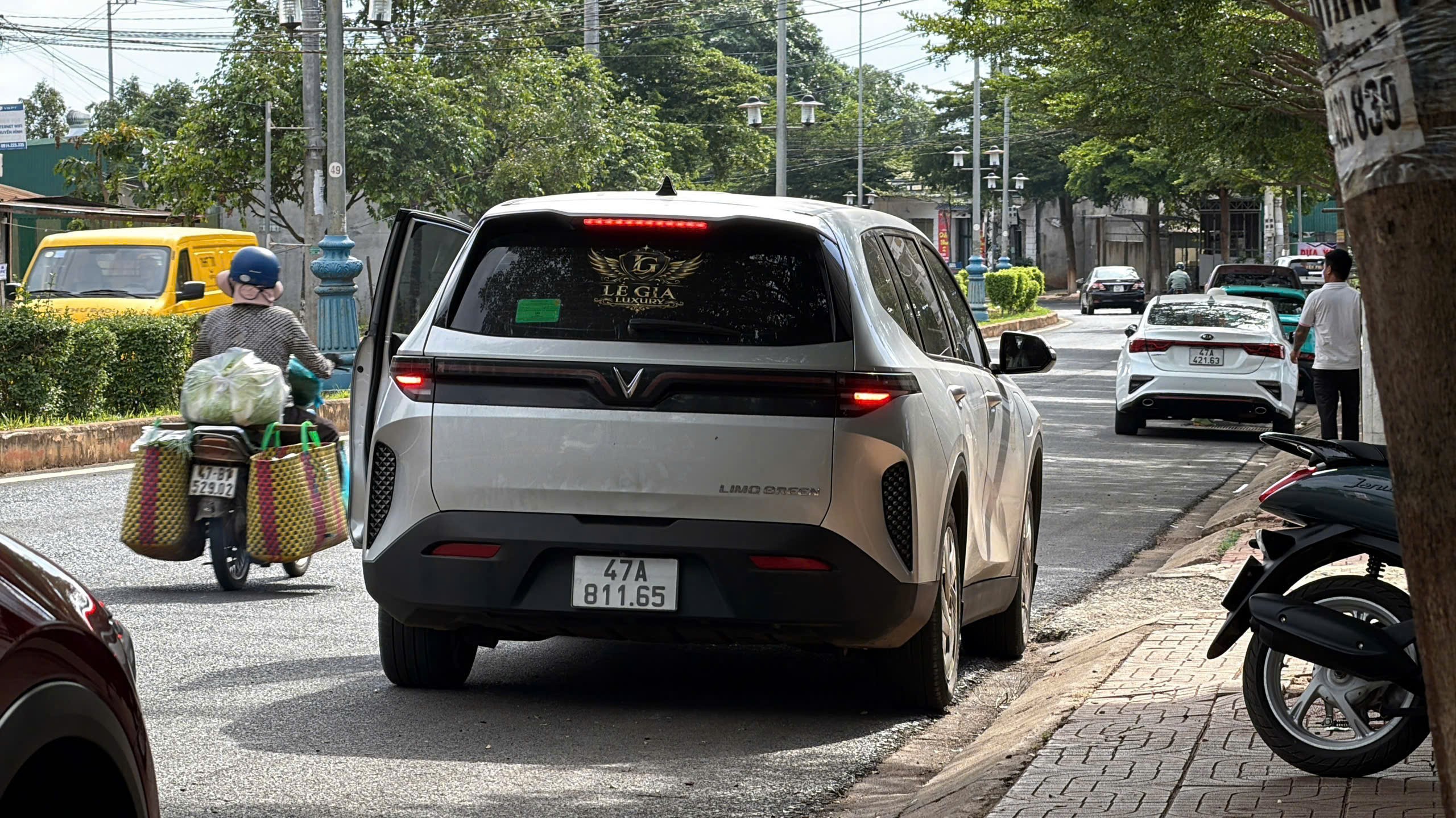 z7952075042843-b871a8144901cd0edee8d4921d265bf4-1781837653.jpg