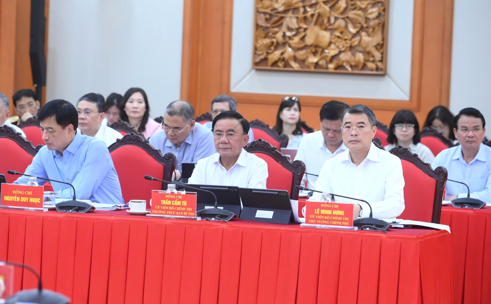 cac-dc-lanh-dao-1782862295.png
