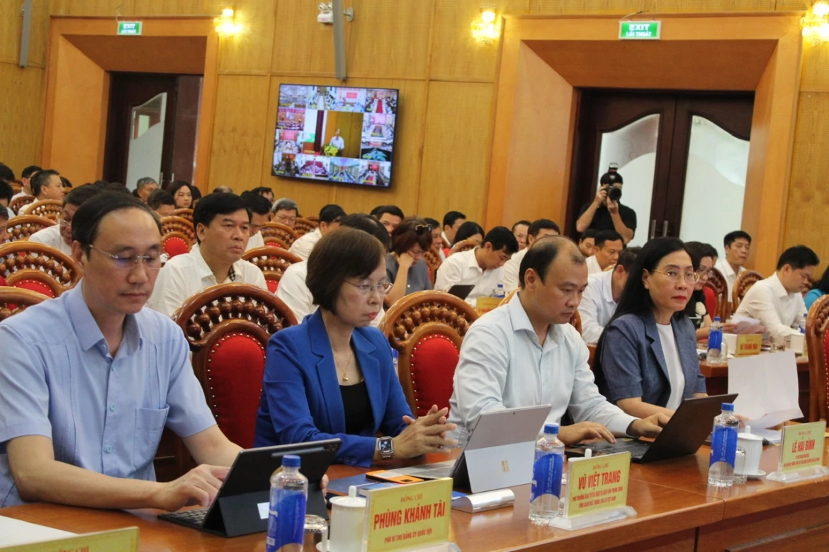 dai-bieu-1783039273.webp