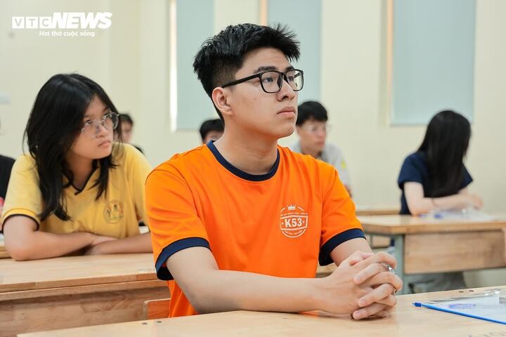 nlntv-thi-dai-hoc-25-1-21125828-1783564912.JPG