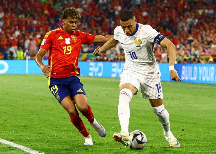 yamal-vs-mbappe-1749171875594616753392-1783900108.webp