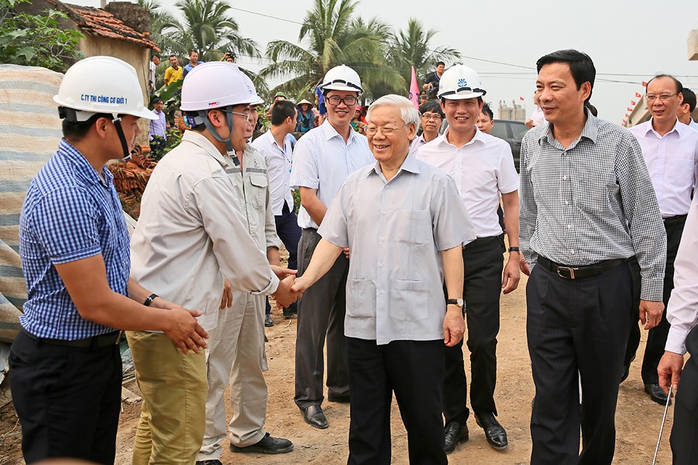 tbt-nguyen-phu-trong-quangninh2014-1784397463.jpg