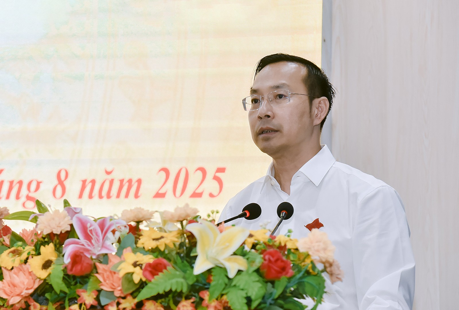 chu-tich-hdnd-tinh-an-giang-nhan-nhiem-vu-moi-1784792450.jpg